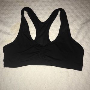 Black sports bra